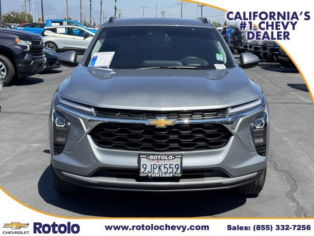 Certified 2024 Chevrolet Trax LT w/ Driver Confidence Package image 2