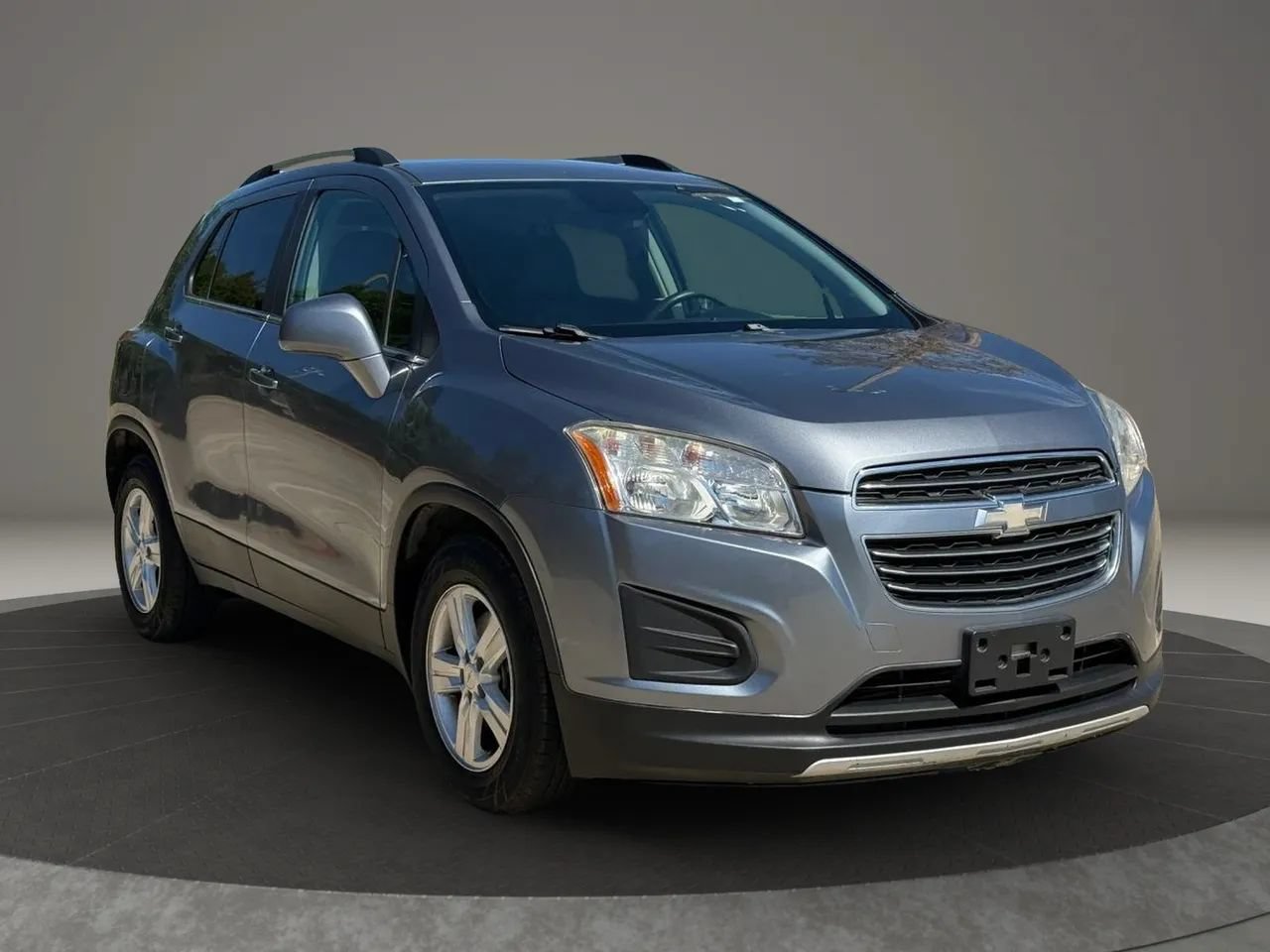 Used 2015 Chevrolet Trax LT w/ LT Plus Package FWD image 8