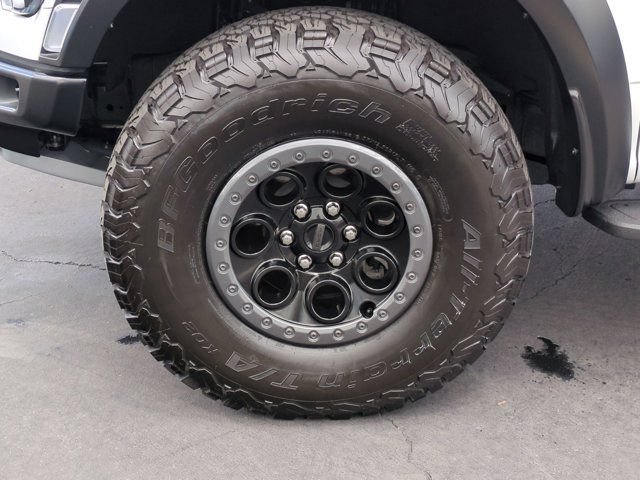 Used 2025 Ford F150 Raptor AWD/4WD image 9