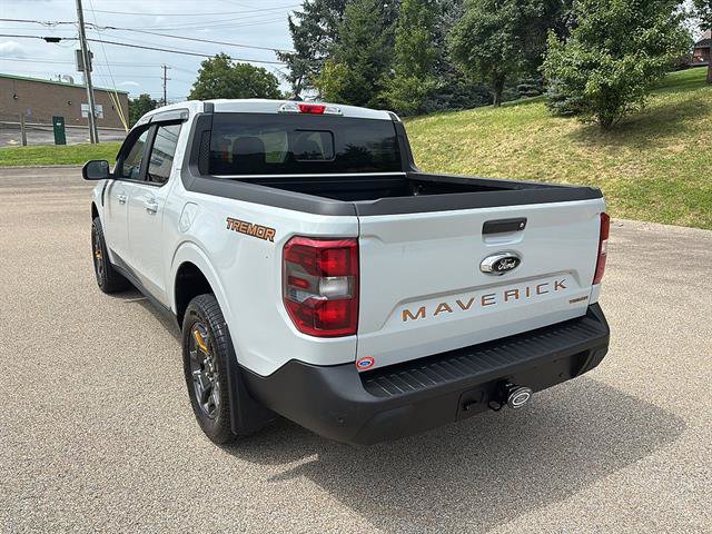 Certified 2023 Ford Maverick Tremor w/ Tremor Off-Road Package AWD/4WD image 2