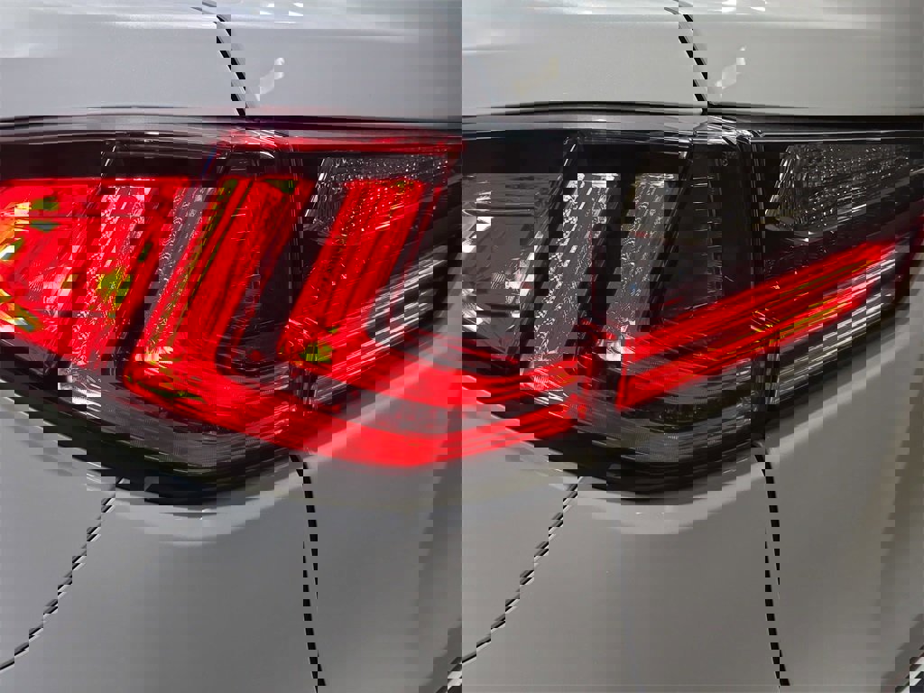 Certified 2022 Lexus RX 450h AWD w/ Special Edition image 35