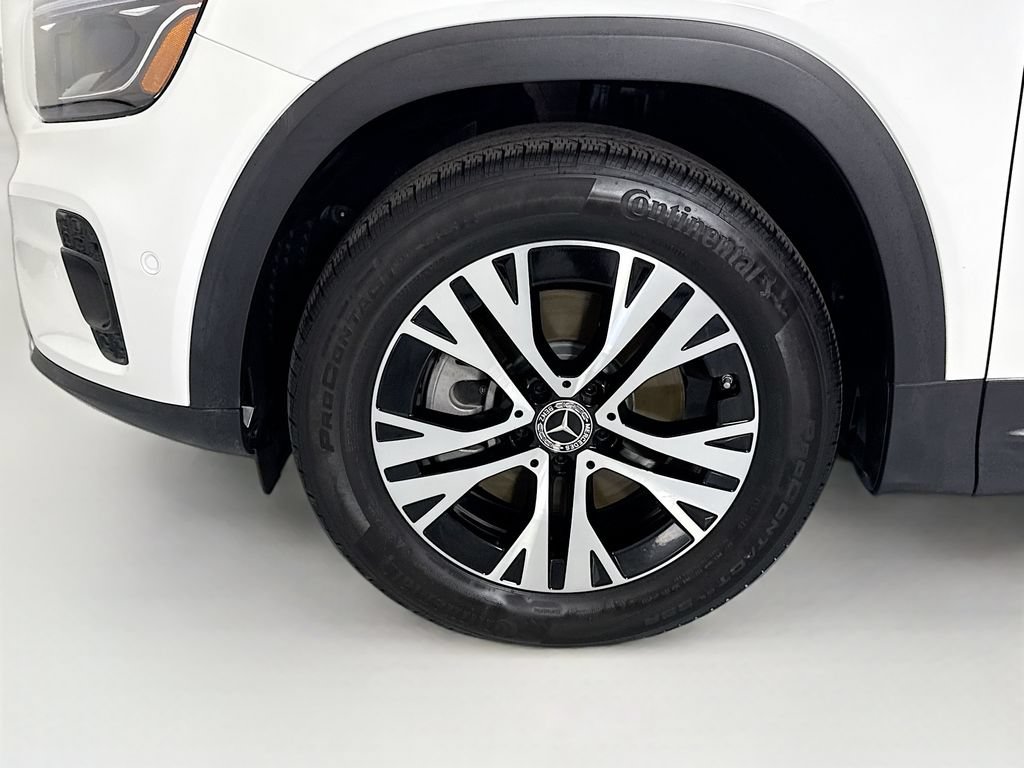 Certified 2025 Mercedes-Benz GLB 250 image 30