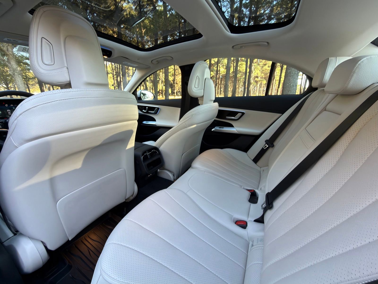 New 2026 Mercedes-Benz E 350 4MATIC Sedan image 15