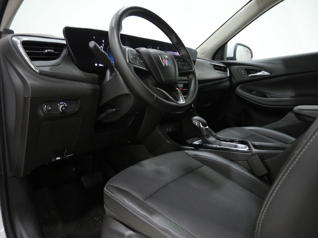 Used 2025 Buick Encore GX Preferred image 11