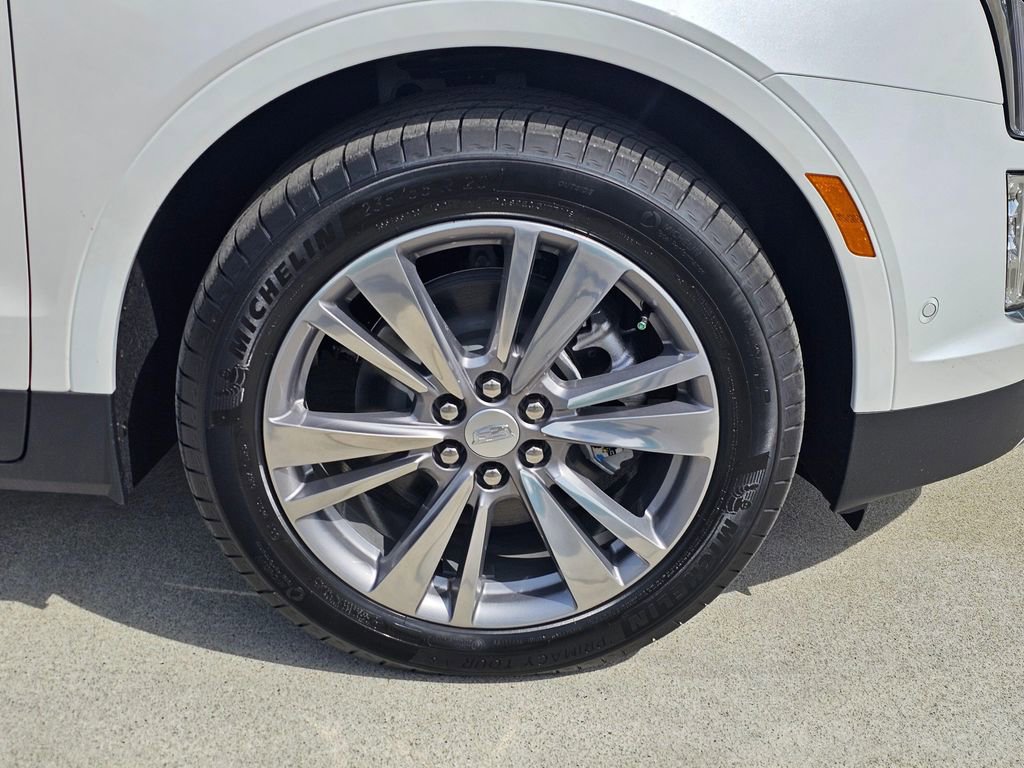 New 2026 Cadillac XT5 Premium Luxury w/ Driver Assist Package AWD/4WD image 9