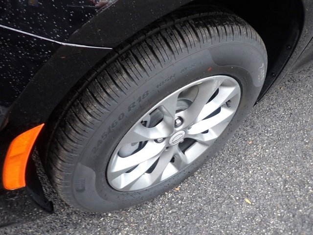 New 2026 Chrysler Pacifica Select image 10