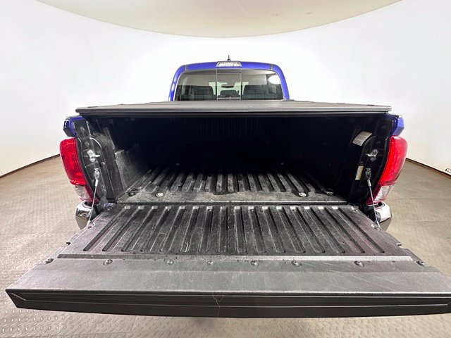 Used 2023 Toyota Tacoma SR5 AWD/4WD image 22