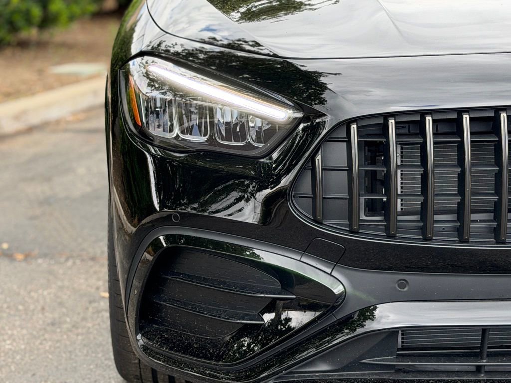 New 2026 Mercedes-Benz GLA 35 AMG 4MATIC image 7