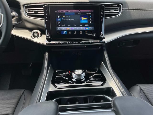 New 2025 Jeep Wagoneer L Series II w/ Convenience Group I AWD/4WD image 4