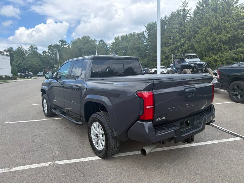 Used 2024 Toyota Tacoma SR5 AWD/4WD image 5