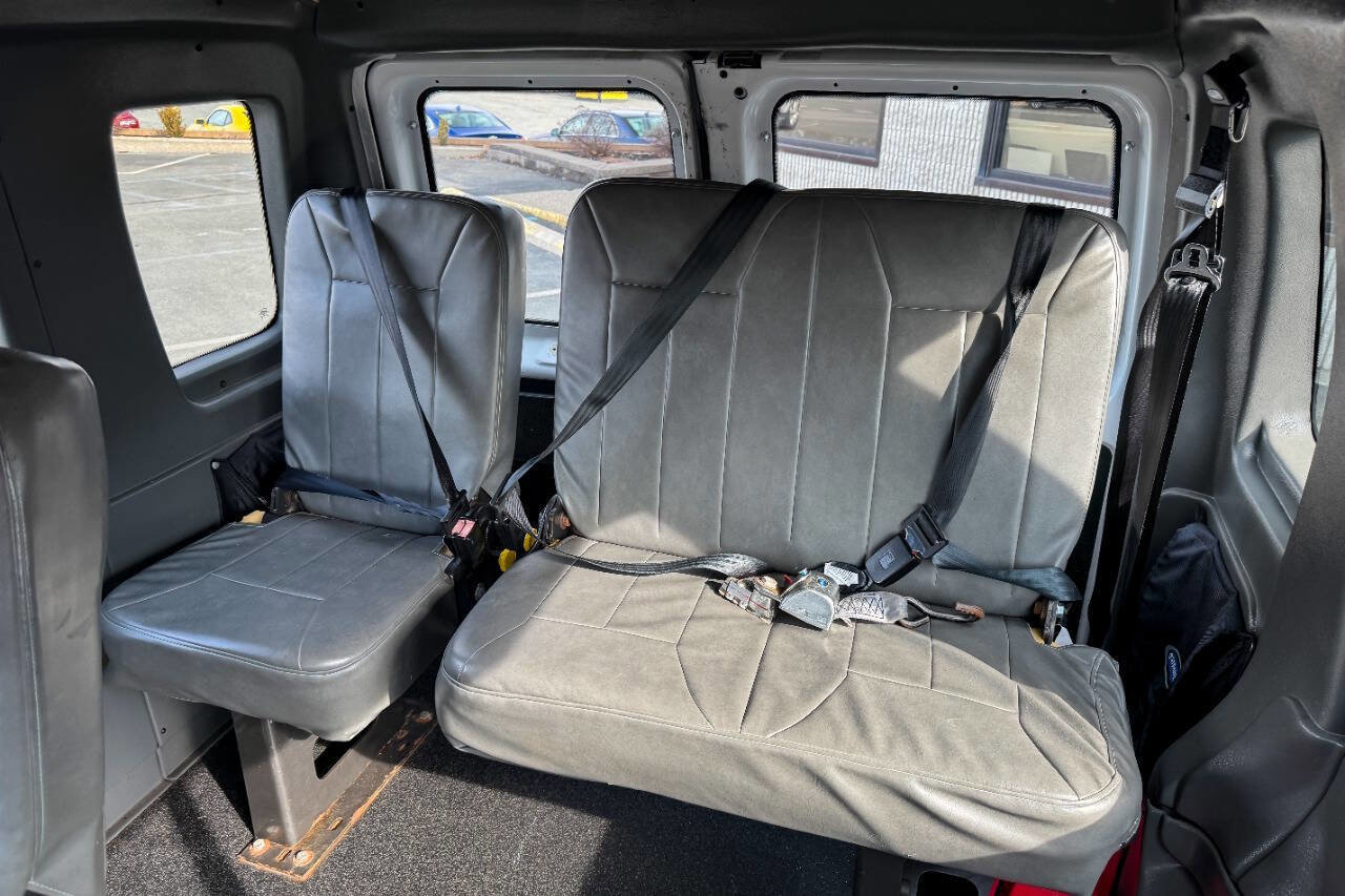 Used 2011 Ford E-350 and Econoline 350 Extended Super Duty w/ PWR Group image 21