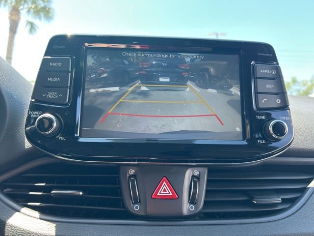 Used 2018 Hyundai Elantra GT FWD image 19