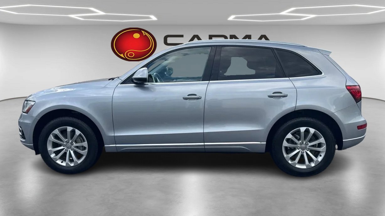 Used 2015 Audi Q5 2.0T Premium Plus w/ Technology Package AWD/4WD image 2