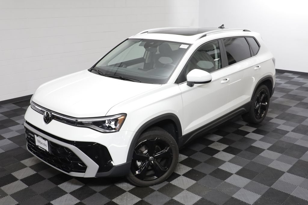 Used 2025 Volkswagen Taos SEL w/ Black Wheel Plus Package AWD/4WD image 2
