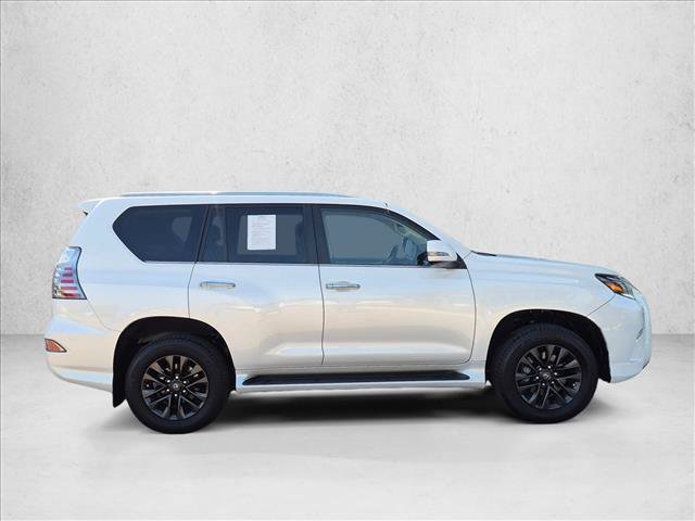 Used 2023 Lexus GX 460 Premium w/ Premium Package AWD/4WD image 4