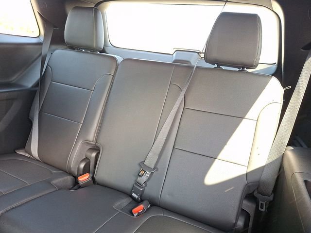 Used 2023 Chevrolet Traverse Premier w/ Redline Edition image 8
