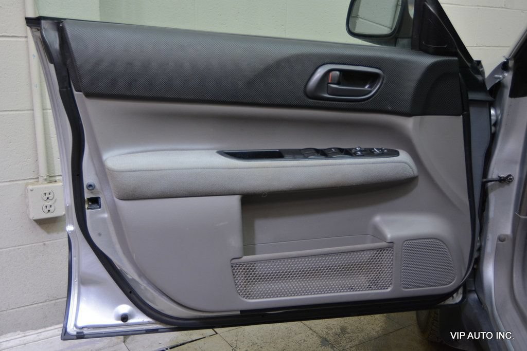 Used 2004 Subaru Forester 2.5X AWD/4WD image 11