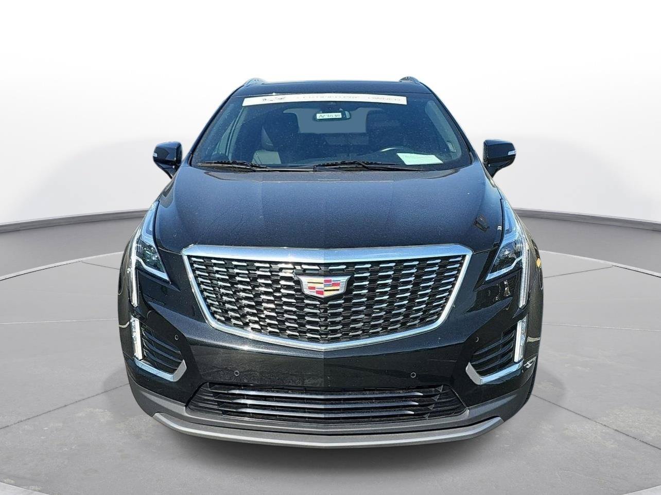 Used 2023 Cadillac XT5 Premium Luxury AWD/4WD image 2
