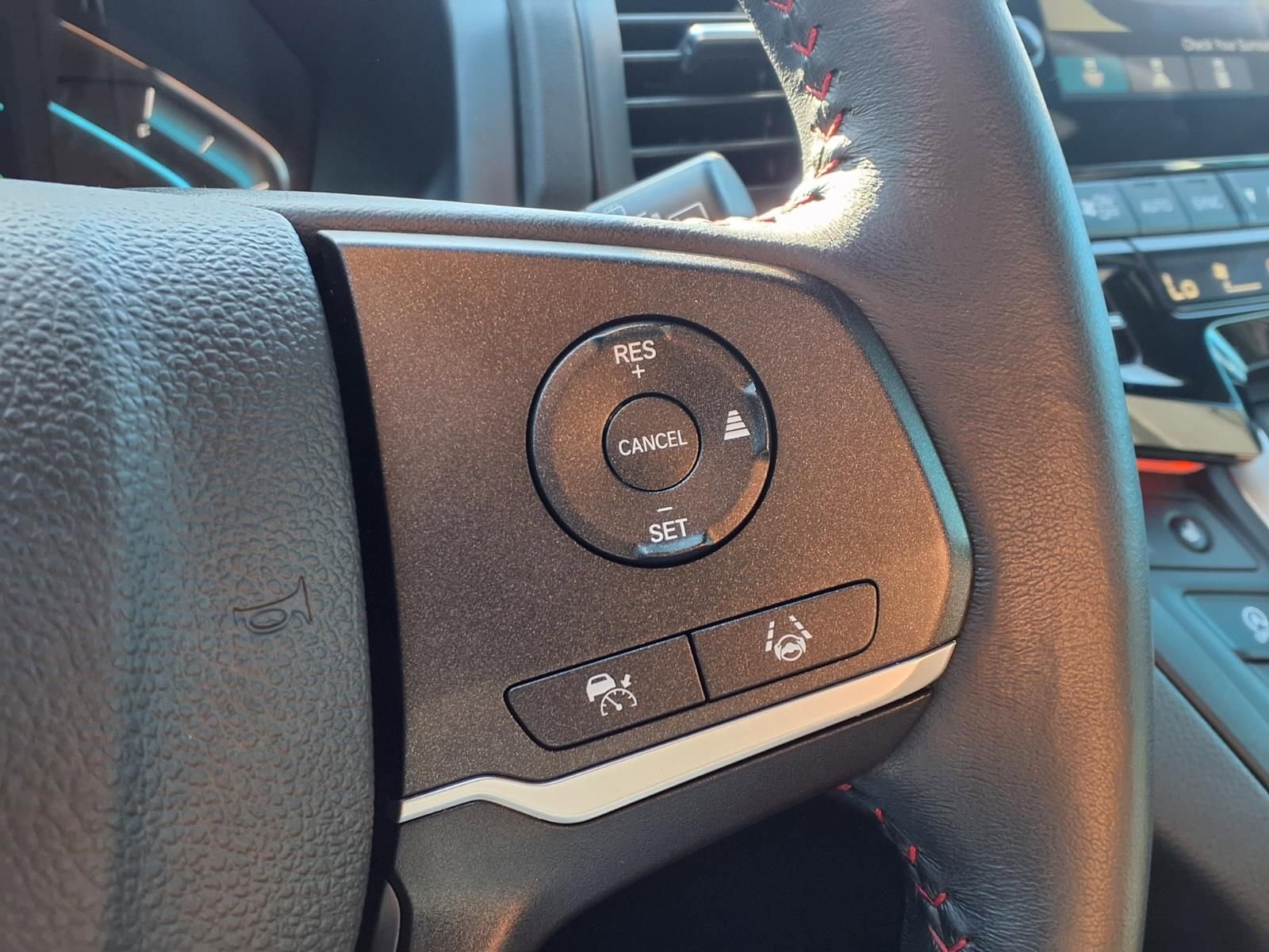 Used 2023 Honda Odyssey Sport image 22