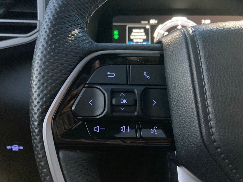 Certified 2023 Toyota Sequoia SR5 w/ SR5 Premium Package AWD/4WD image 17