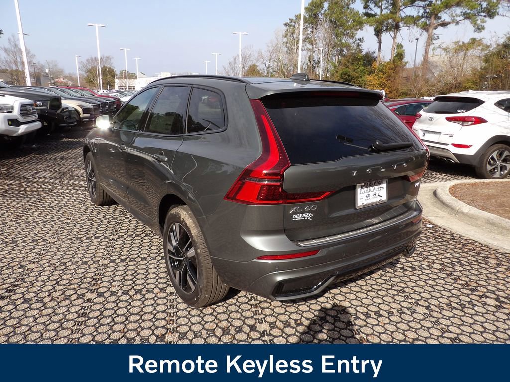 New 2026 Volvo XC60 T8 Core w/ Protection Package Premier image 8