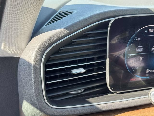 Used 2020 Mercedes-Benz GLE 450 4MATIC image 26