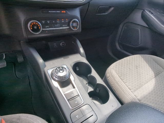 Used 2020 Ford Escape SE FWD image 17
