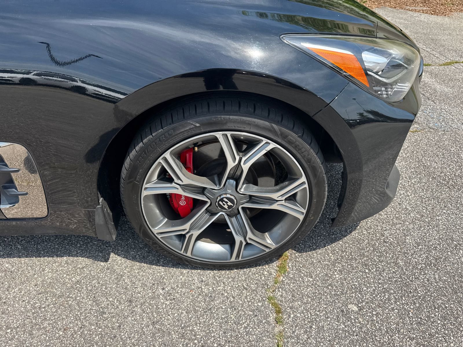 Used 2019 Kia Stinger GT2 AWD/4WD image 12