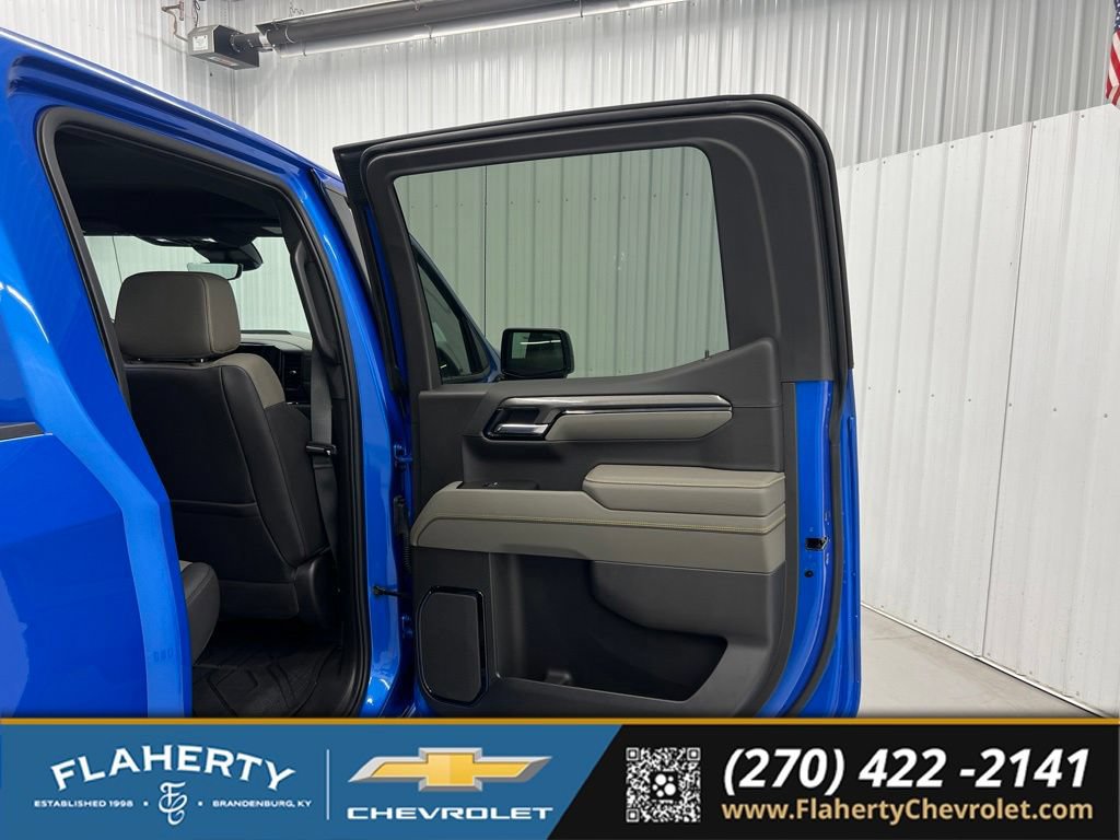 Used 2026 Chevrolet Silverado 1500 ZR2 AWD/4WD image 12