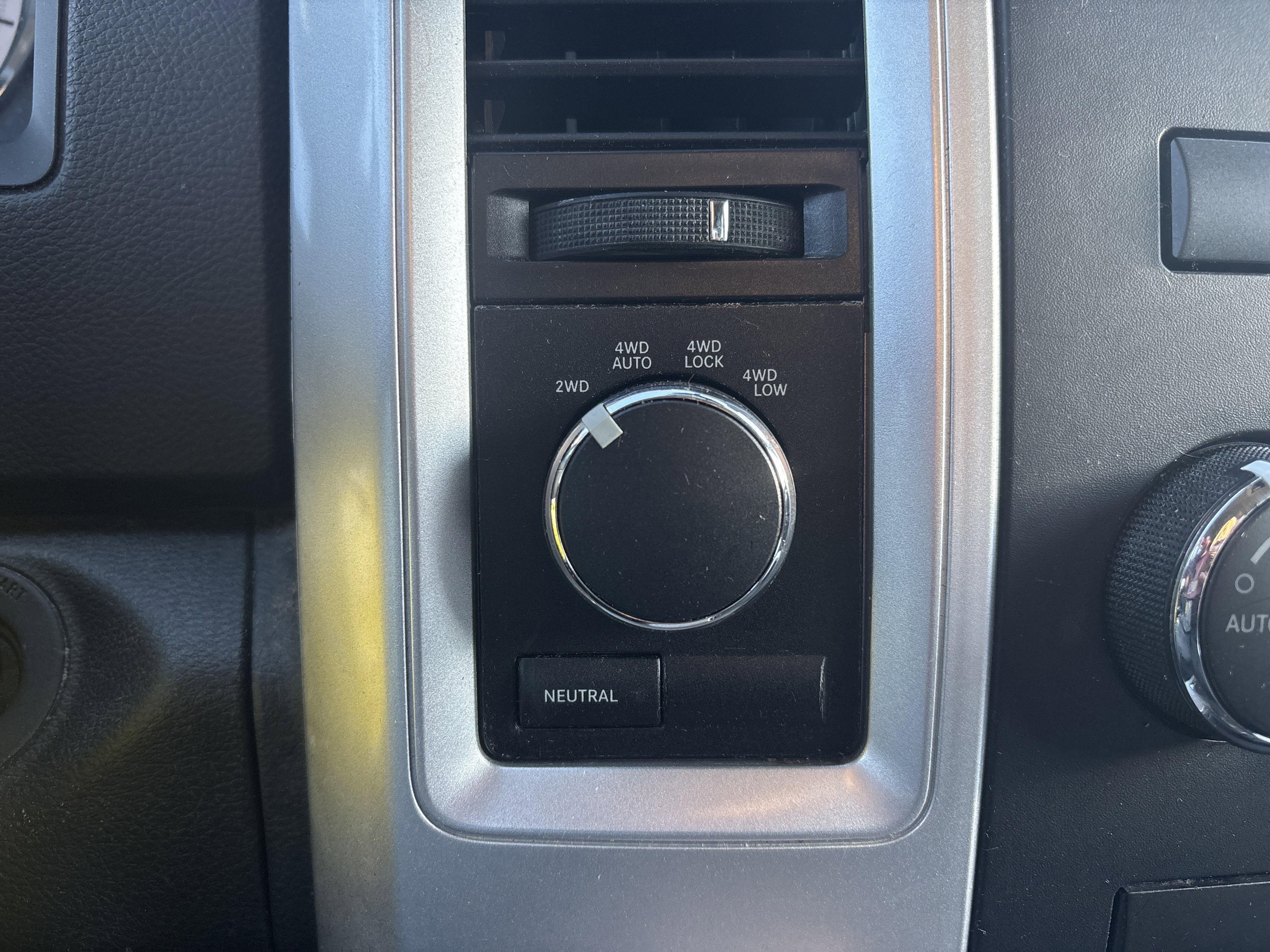 Used 2012 RAM 1500 Sport w/ Sport Premium Group image 19