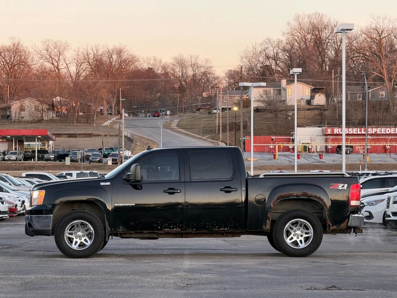 Used 2010 GMC Sierra 1500 SLT w/ All-Terrain Package image 5