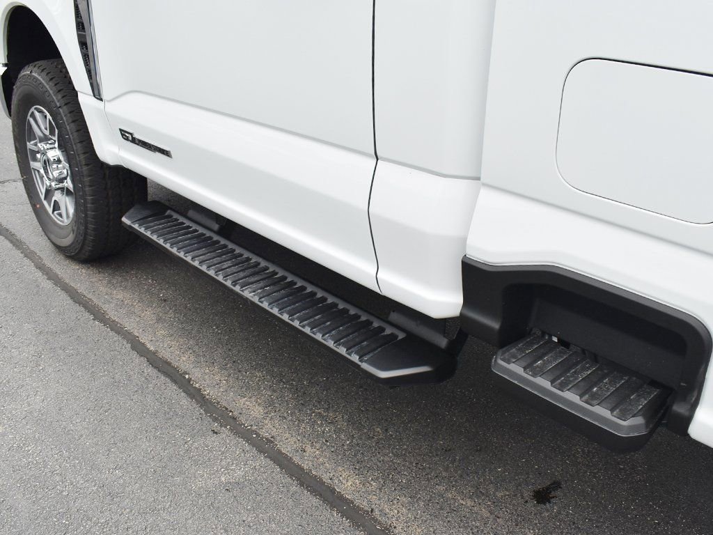 New 2025 Ford F350 XLT image 14