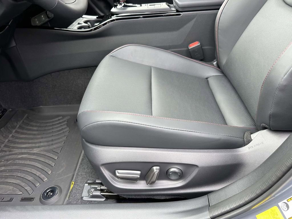 New 2026 Toyota Prius Plug-In Hybrid image 16