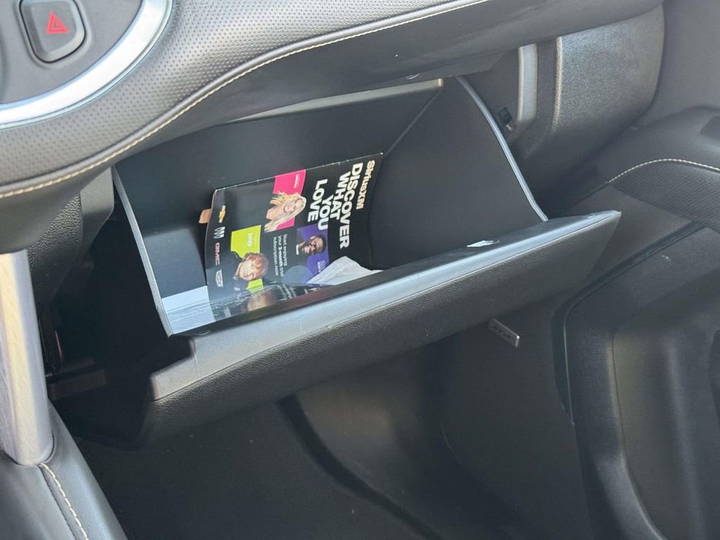 Used 2024 GMC Yukon SLT image 30