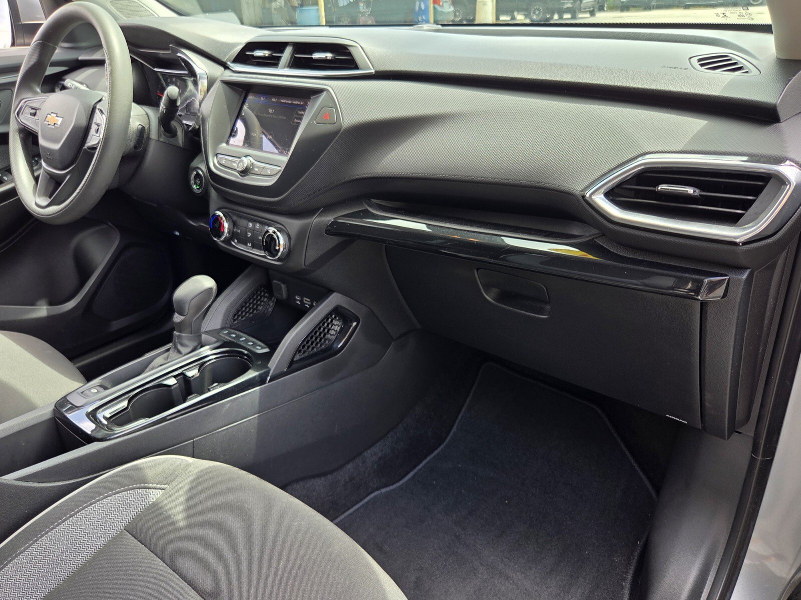 Certified 2023 Chevrolet TrailBlazer LT AWD/4WD image 17