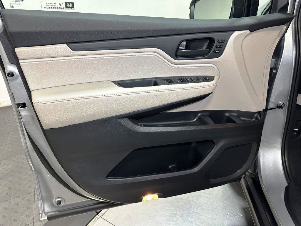 New 2026 Honda Odyssey EX-L image 11