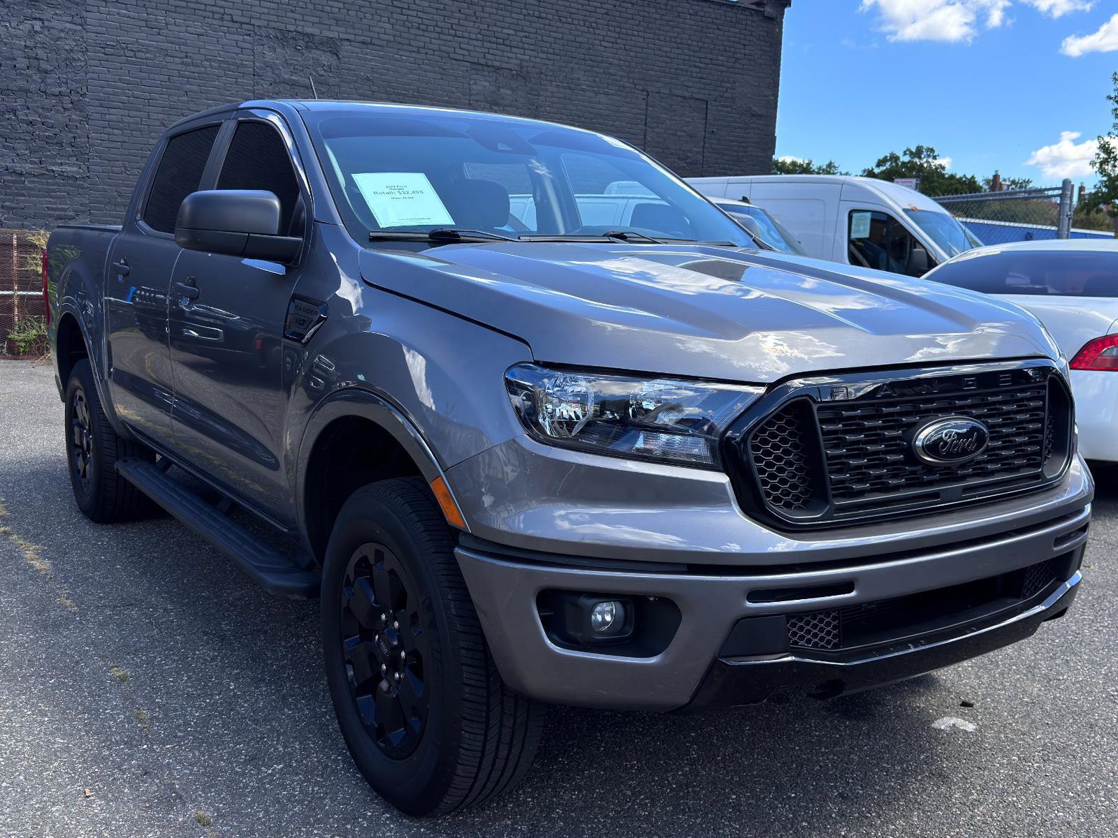 Used 2022 Ford Ranger XLT w/ Equipment Group 301A Mid image 3