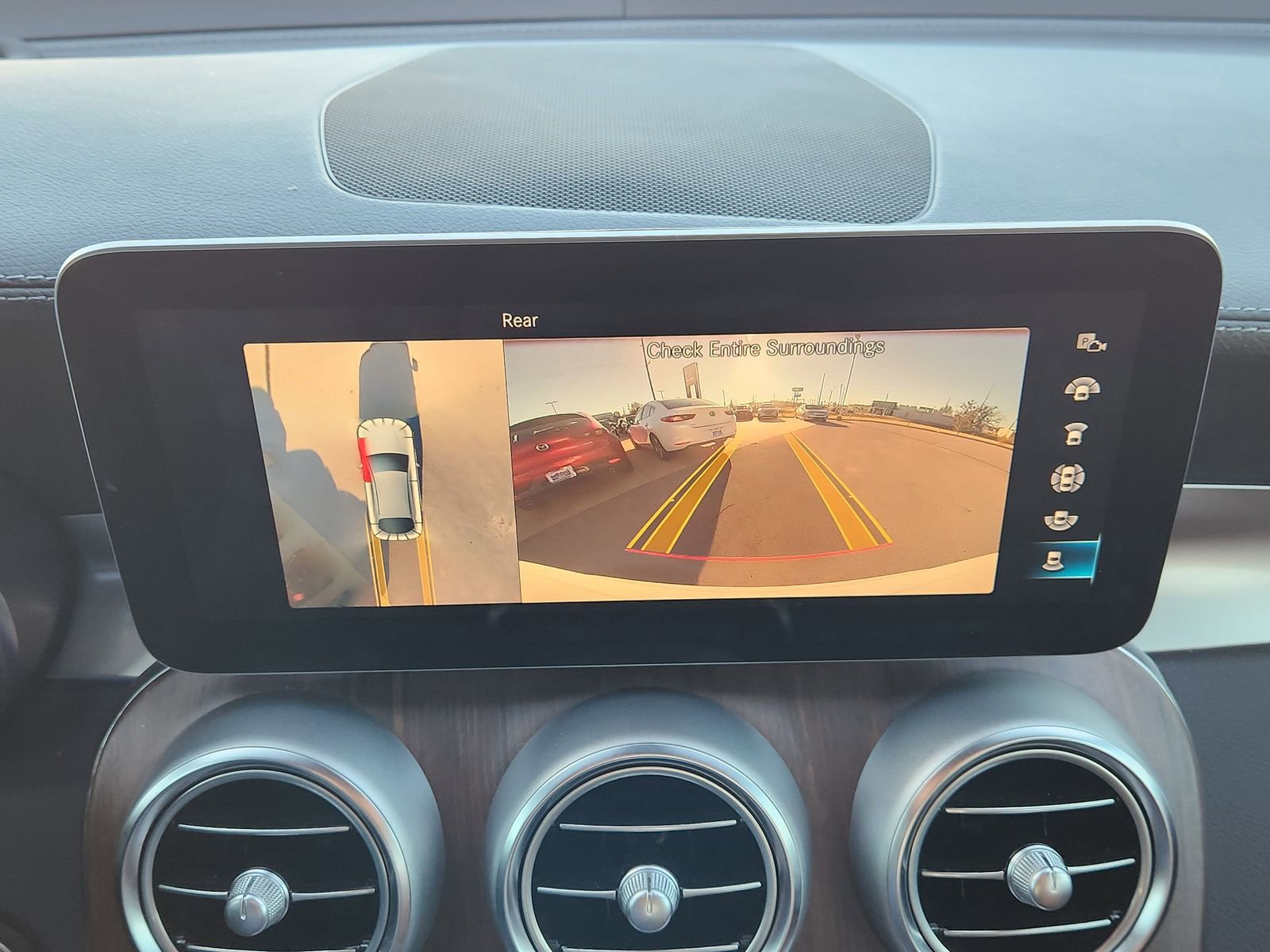 Used 2022 Mercedes-Benz GLC 300 4MATIC Coupe image 21