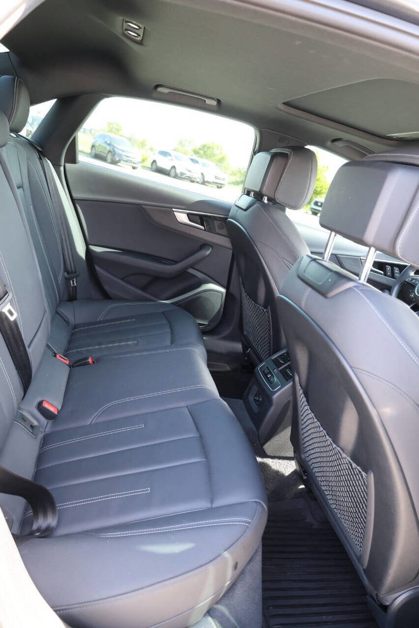Used 2021 Audi A4 2.0T Premium AWD/4WD image 16