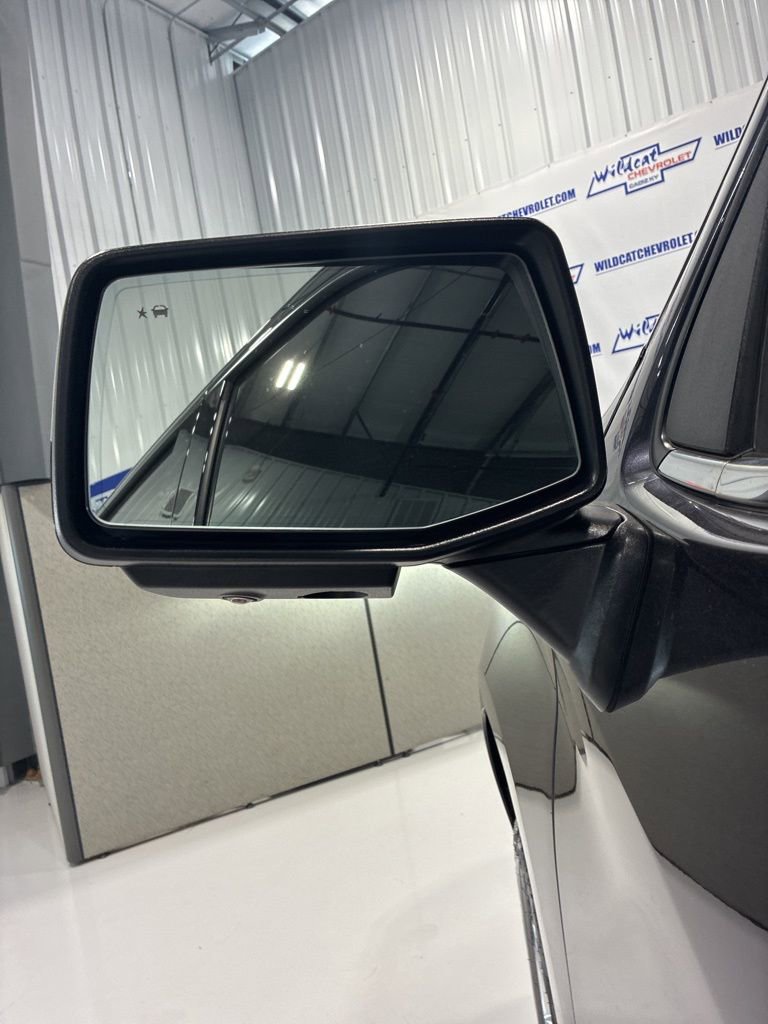 Used 2023 Chevrolet Silverado 1500 LTZ image 14