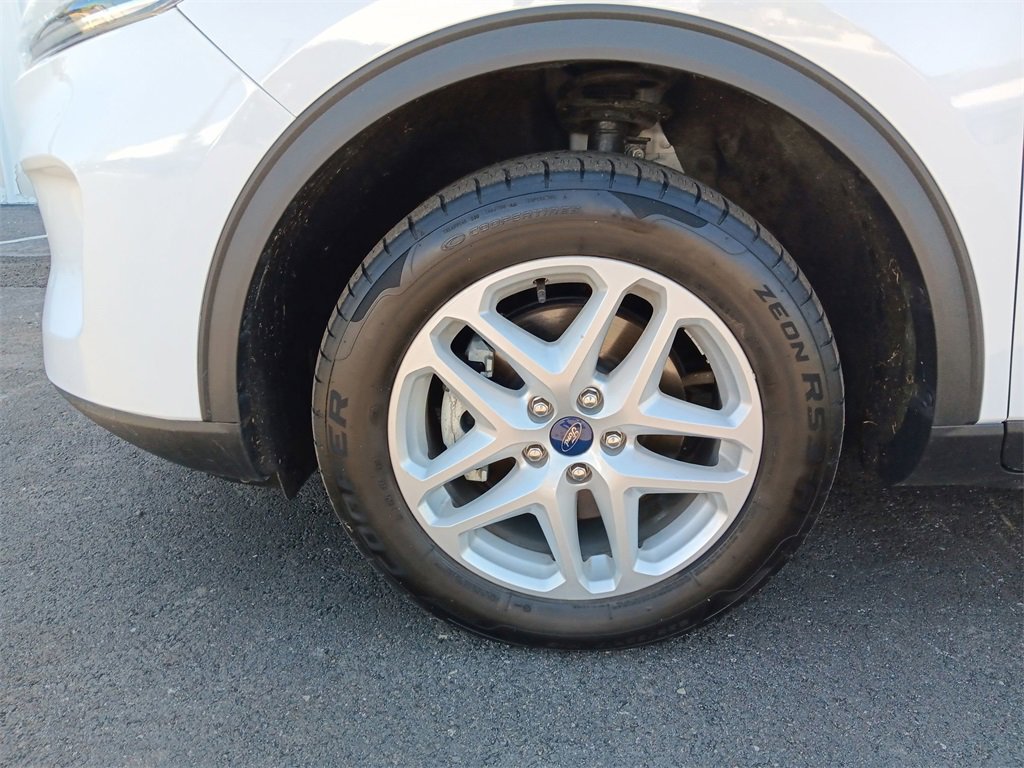 Used 2022 Ford Escape SE image 30