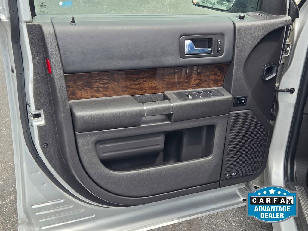 Used 2014 Ford Flex Limited w/ Equipment Group 302A AWD/4WD image 21