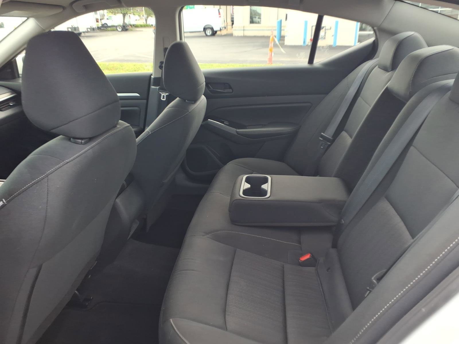 Used 2023 Nissan Altima 2.5 SV AWD/4WD image 25