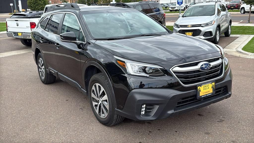 Used 2022 Subaru Outback Premium AWD/4WD image 3