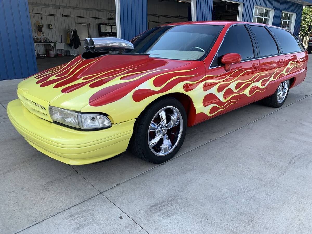 Used 1993 Chevrolet Caprice Classic RWD image 2