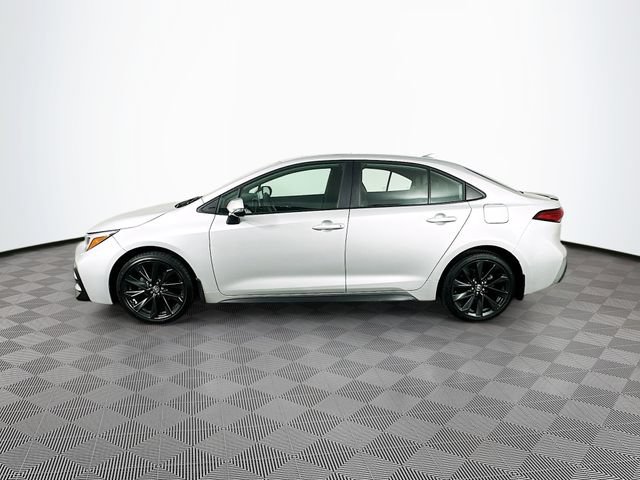 Used 2024 Toyota Corolla XSE FWD image 8