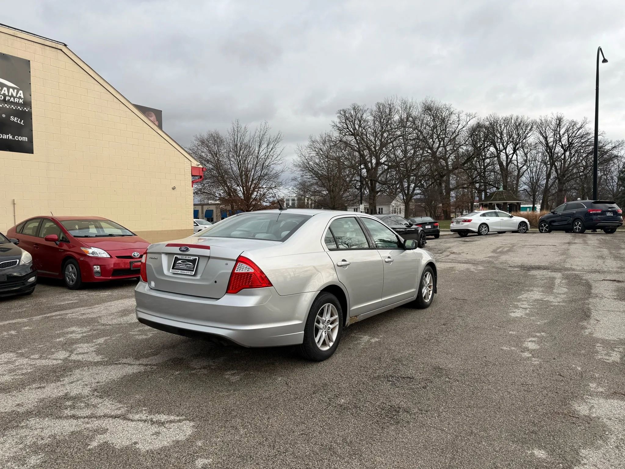 Used 2010 Ford Fusion S image 7