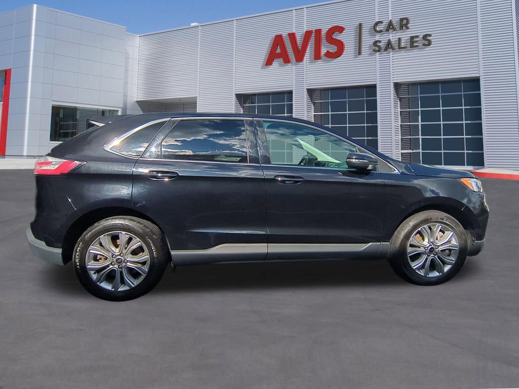 Used 2024 Ford Edge Titanium image 5