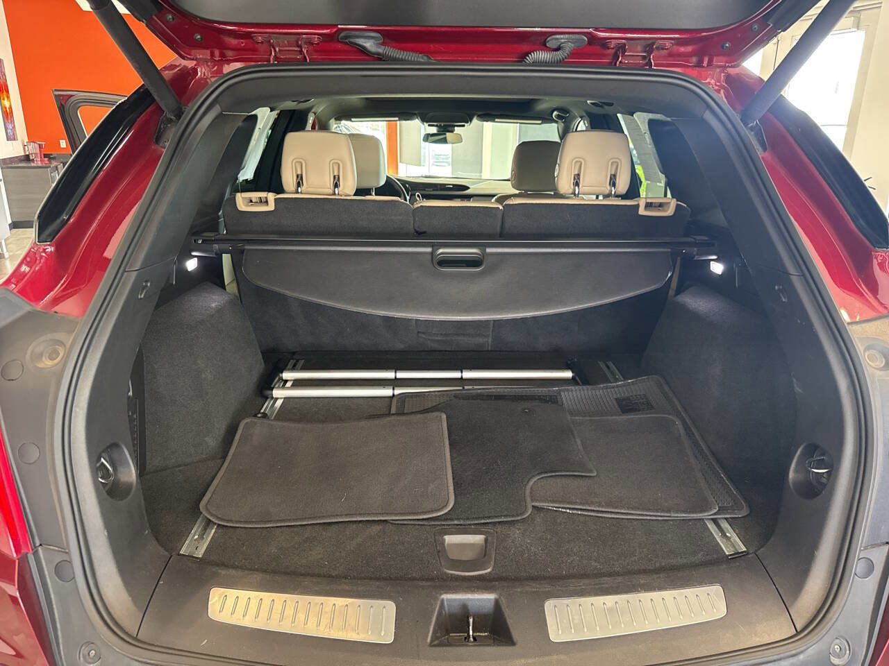 Used 2018 Cadillac XT5 Premium Luxury image 29