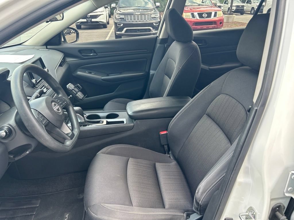 Certified 2023 Nissan Altima 2.5 S FWD image 10